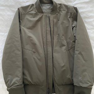 Lululemon Men's Reversible Bomber